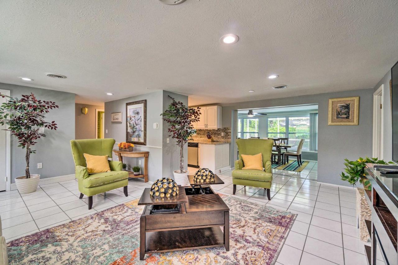 Peaceful Venice Villa With Patio - 2 Miles To Beach! エクステリア 写真